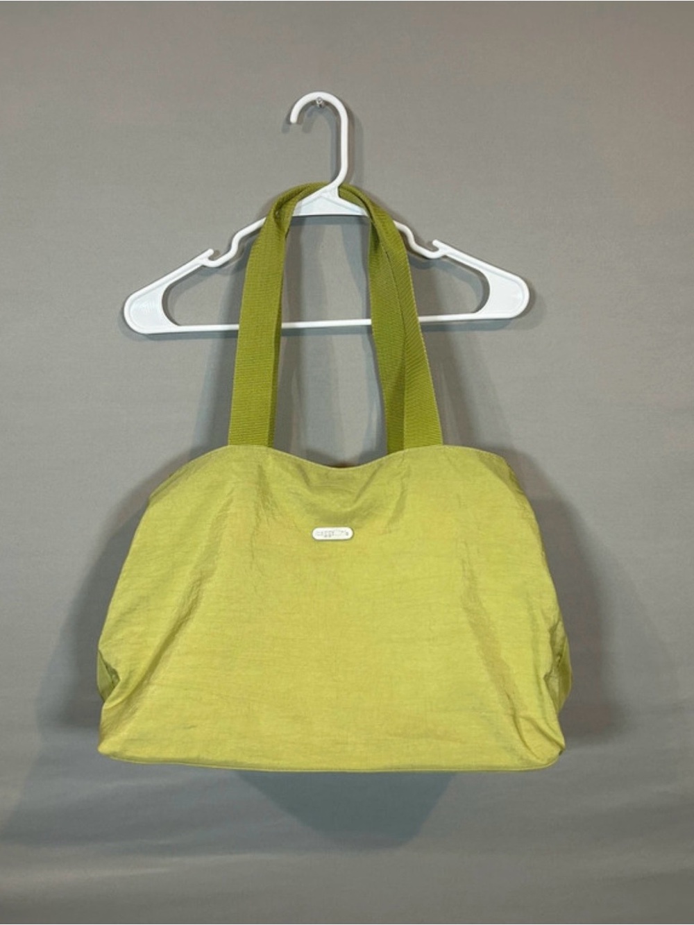 Green Baggallini travel tote